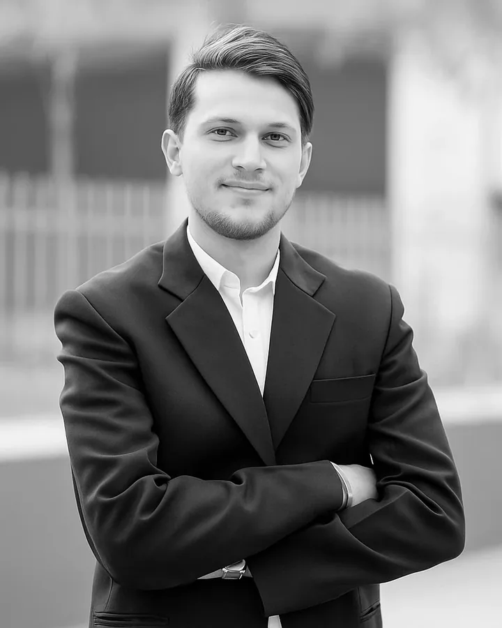 Luca Vincenzi, DevOps · Machine Learning